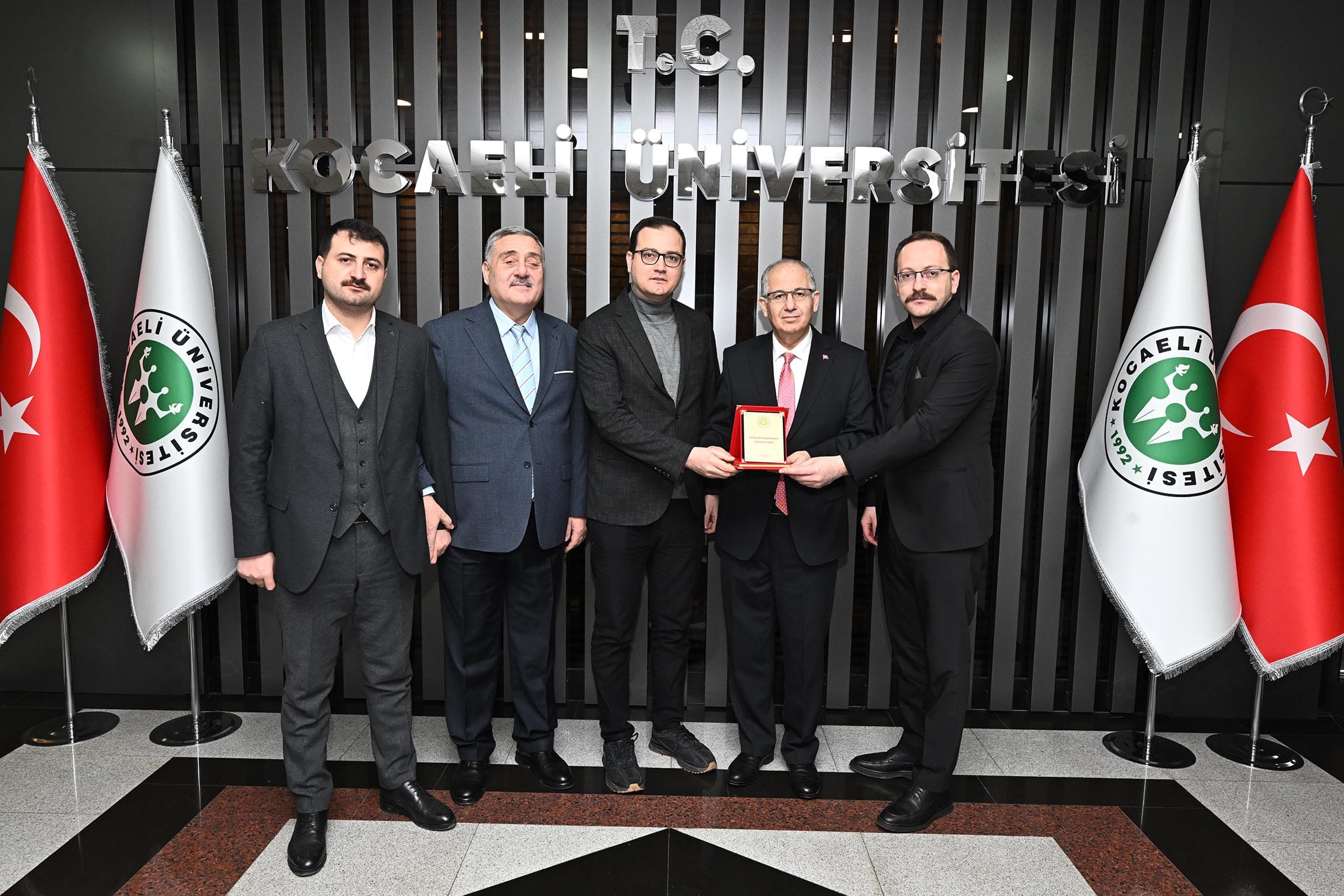 Erzurumlular Vakfı'ndan KOÜ'ye anlamlı ziyaret
