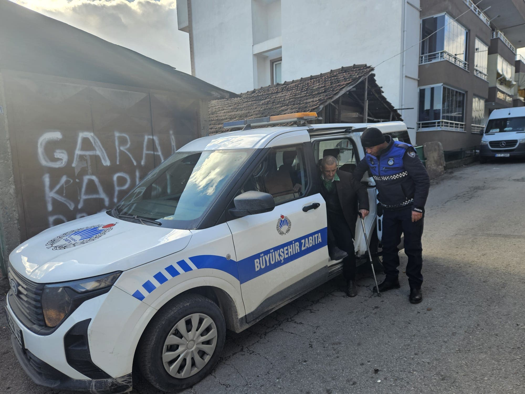 Kocaeli'de Zabıta Vatandaşın Yanında!