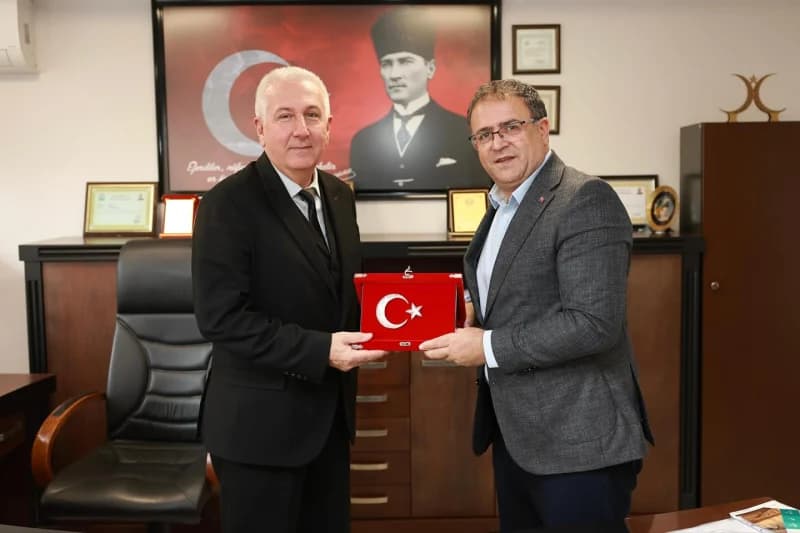 Başkan Gökçe'den Derince'de Hayırlı Olsun Ziyaretleri!