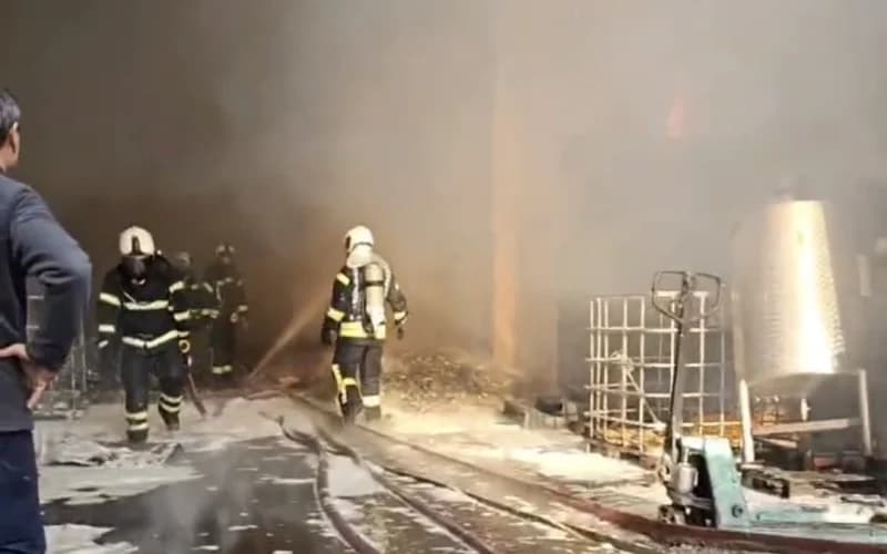 Dilovası'nda parfüm atölyesinde patlama!