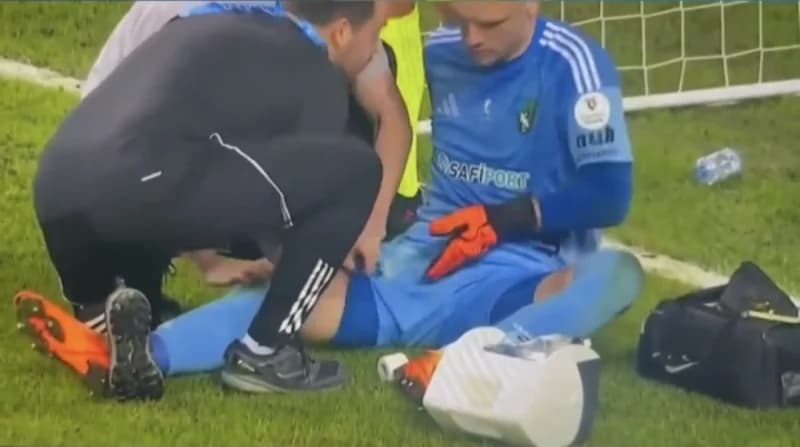 Kocaelispor Kalecisi ve Sağlık Ekibi Diyaloğu Gündemde!