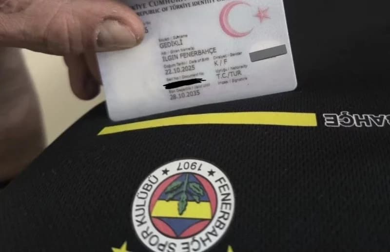 İzmir'de bir baba kızına 'Fenerbahçe' adını verdi!