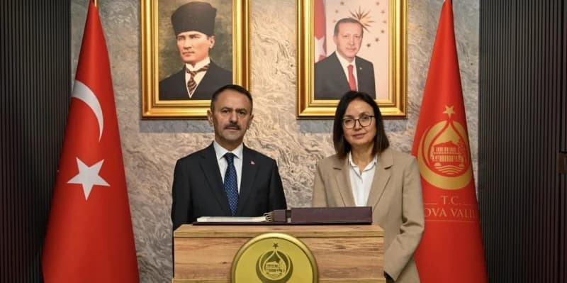 Vali İlhami Aktaş, Yalova'da Vali Kaya'yı ziyaret etti