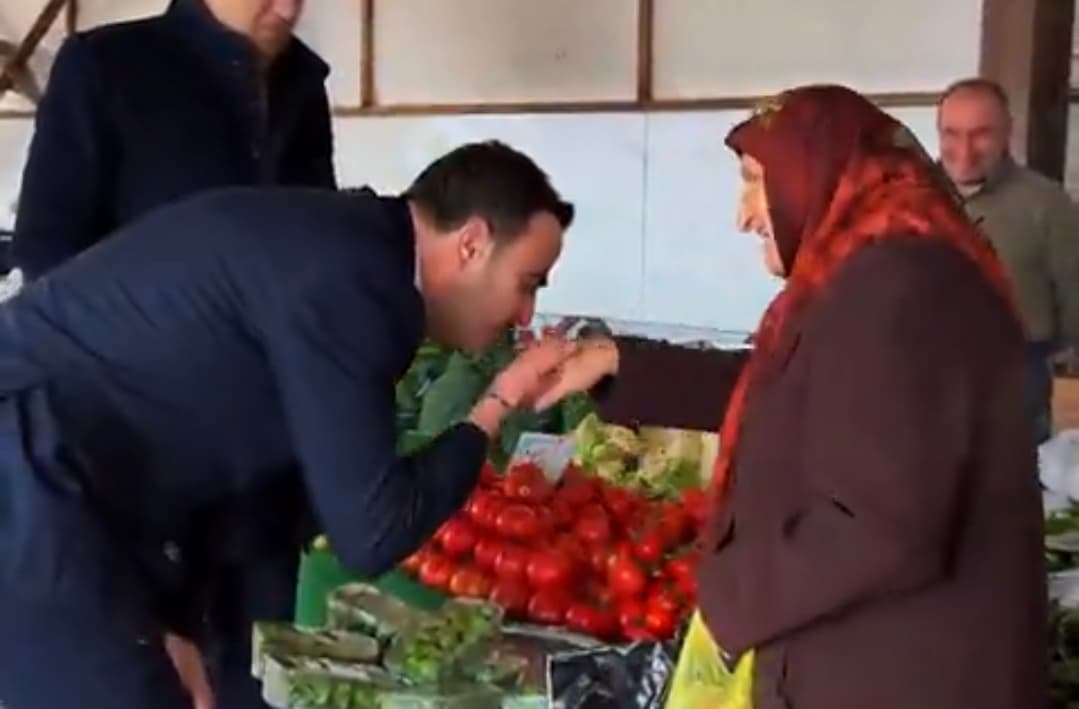 Başkan Özlü'den Başiskele Pazar Alanı Ziyareti!