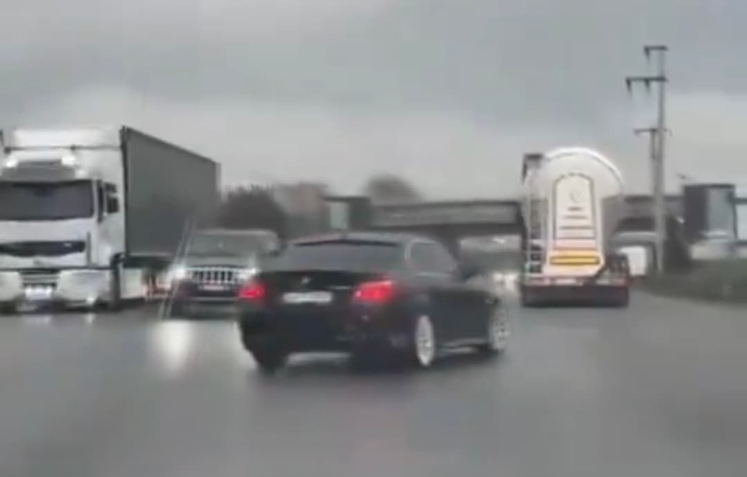 Kocaeli'de Drift Kazası Panik Yarattı!