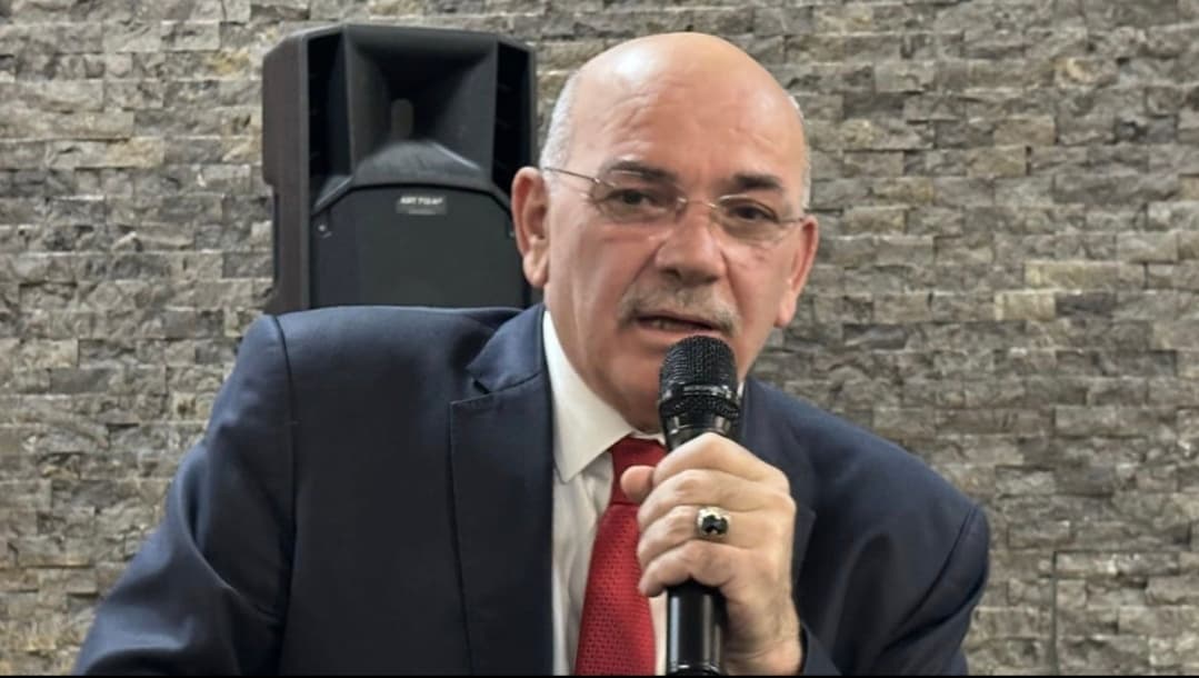 Kocaeli'de Kadir Durmuş Yeniden Başkan!