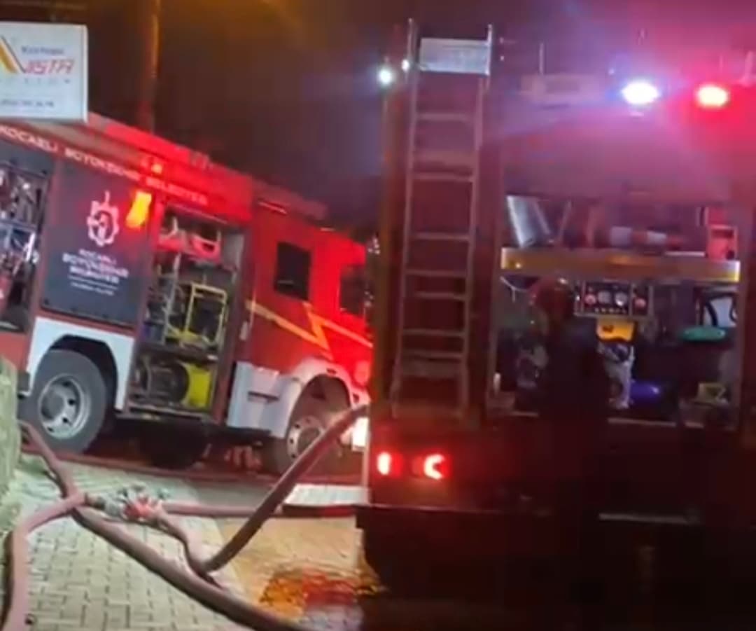 Kartepe'de Bungalov Yangını Korkuttu!