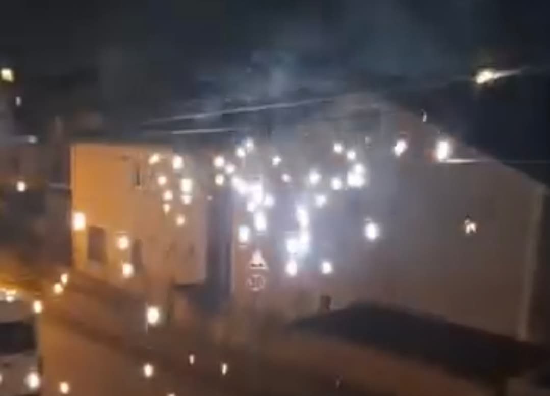 Gebze'de Elektrik Telleri Tehlike Saçıyor!