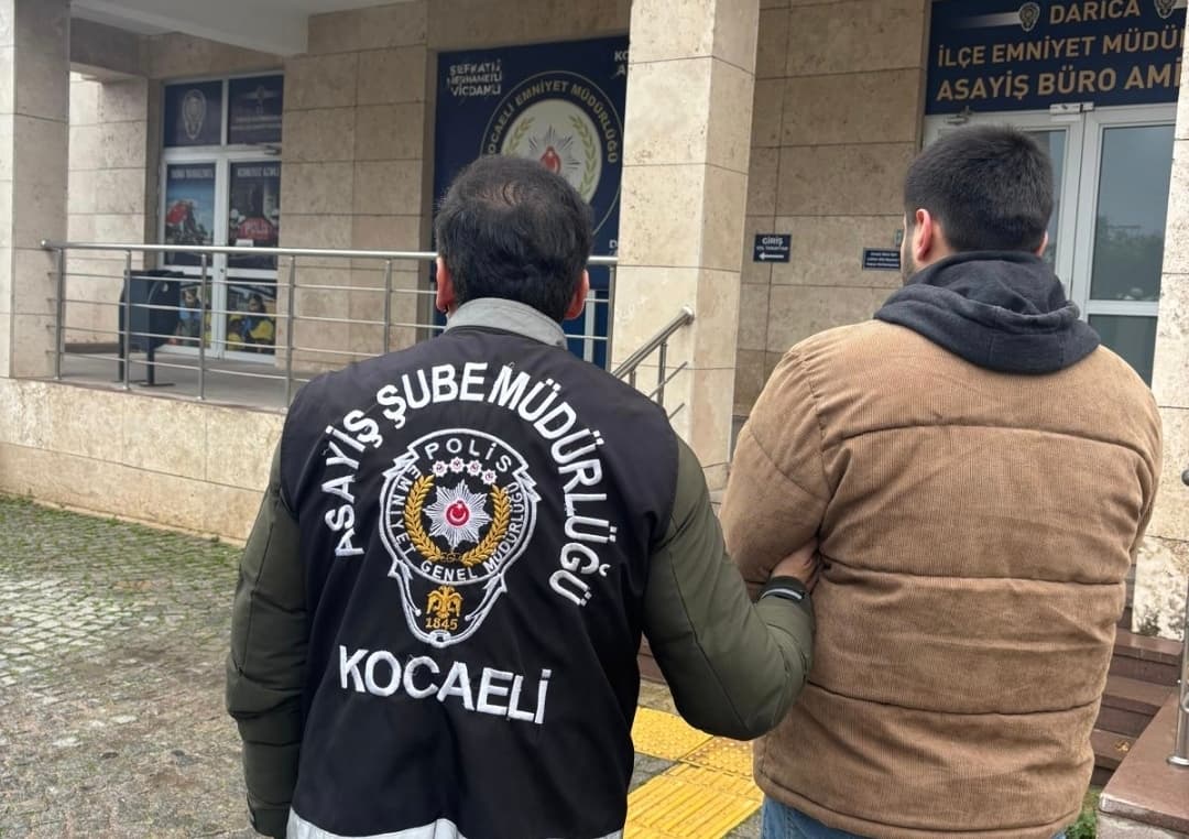 Darıca'da Nitelikli Dolandırıcı Yakalandı!