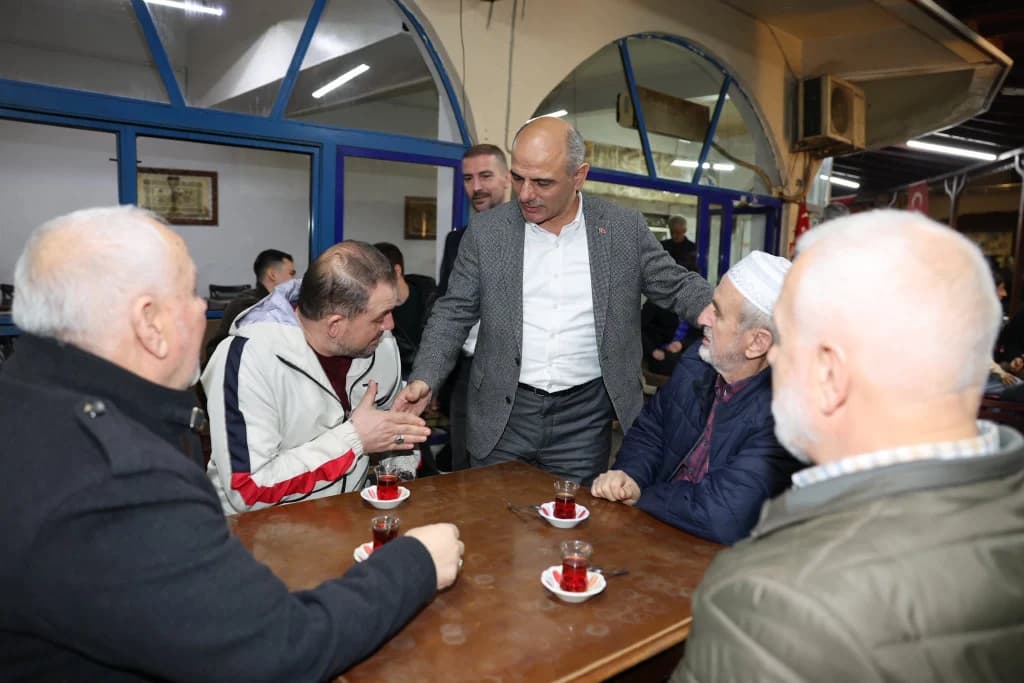 Körfez Belediye Başkanı Söğüt, Ramazan'da vatandaşlarla bir araya geliyor