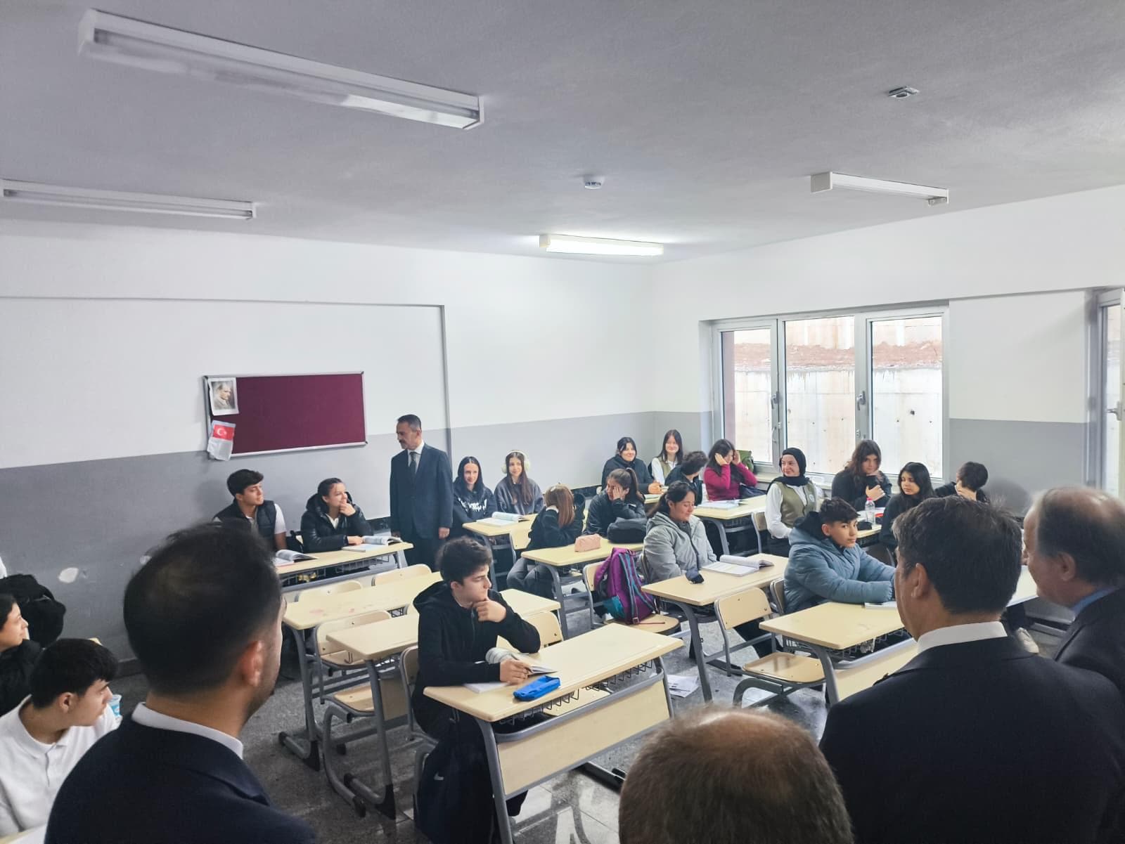 Vali İlhami Aktaş Kartepe'de İncelemelerde Bulundu!