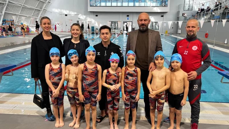 Başiskele Belediyespor Yüzmede Zirveye Oynuyor!