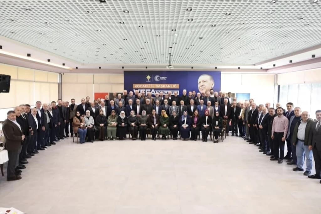 AK Parti Kocaeli'de Vefa Buluşması