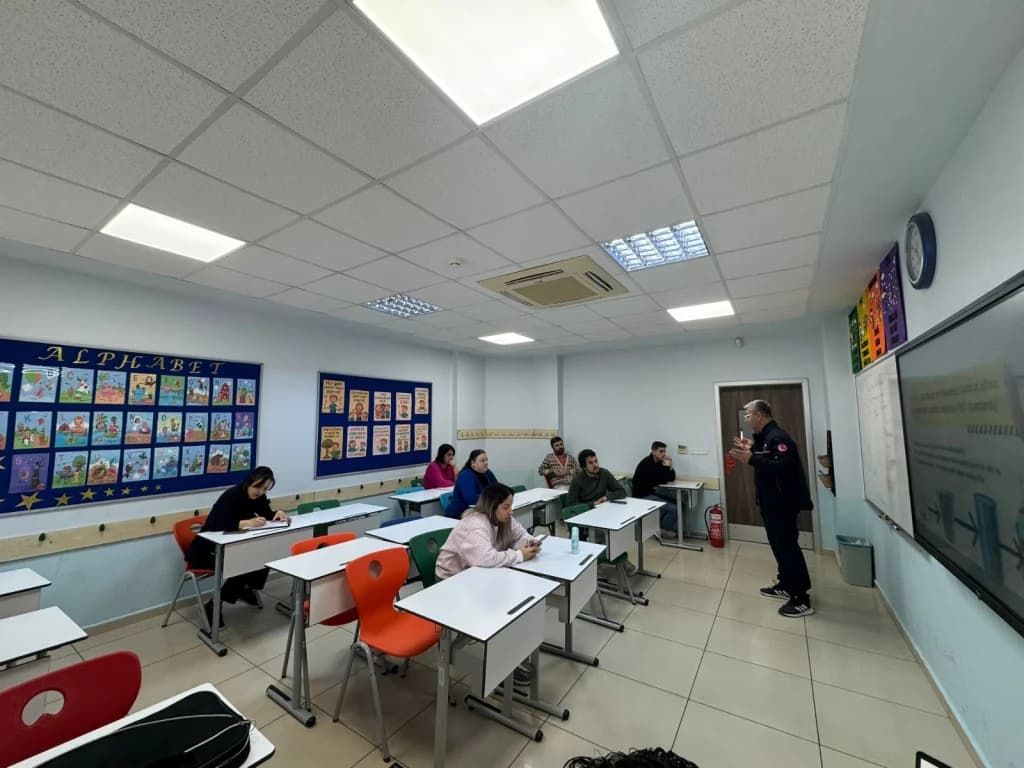 Bilgievleri personeline yangın eğitimi