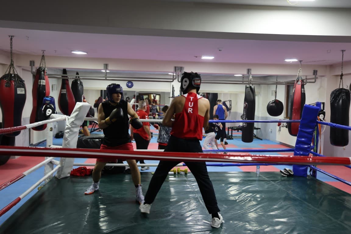 Kartepe'de Çocuklar Sporla Büyüyor!