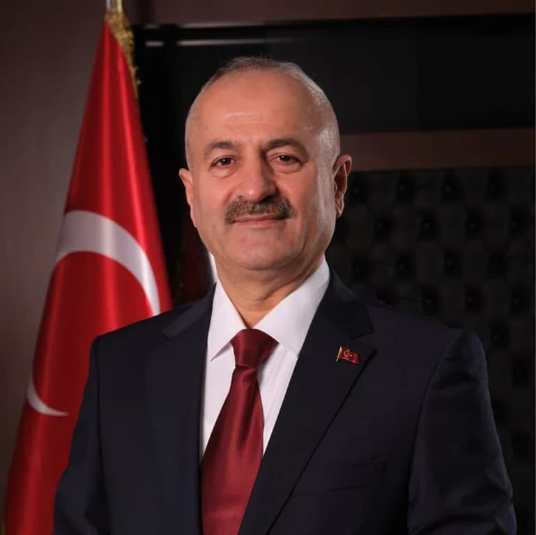 Büyükgöz'den 23 Nisan Mesajı