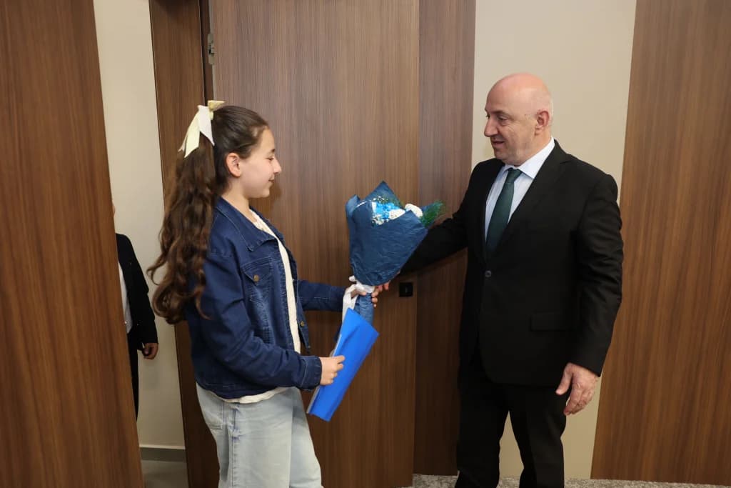 Darıca'da makam koltuğu çocuklara emanet