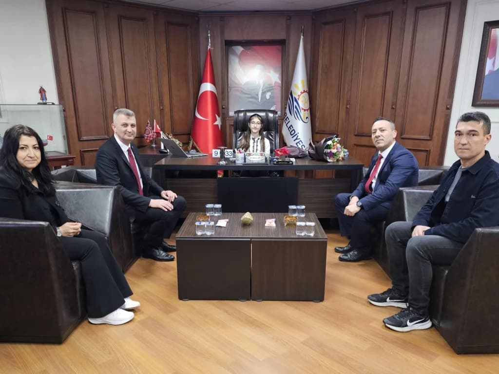 Gölcük'te 23 Nisan Coşkusu Yaşandı