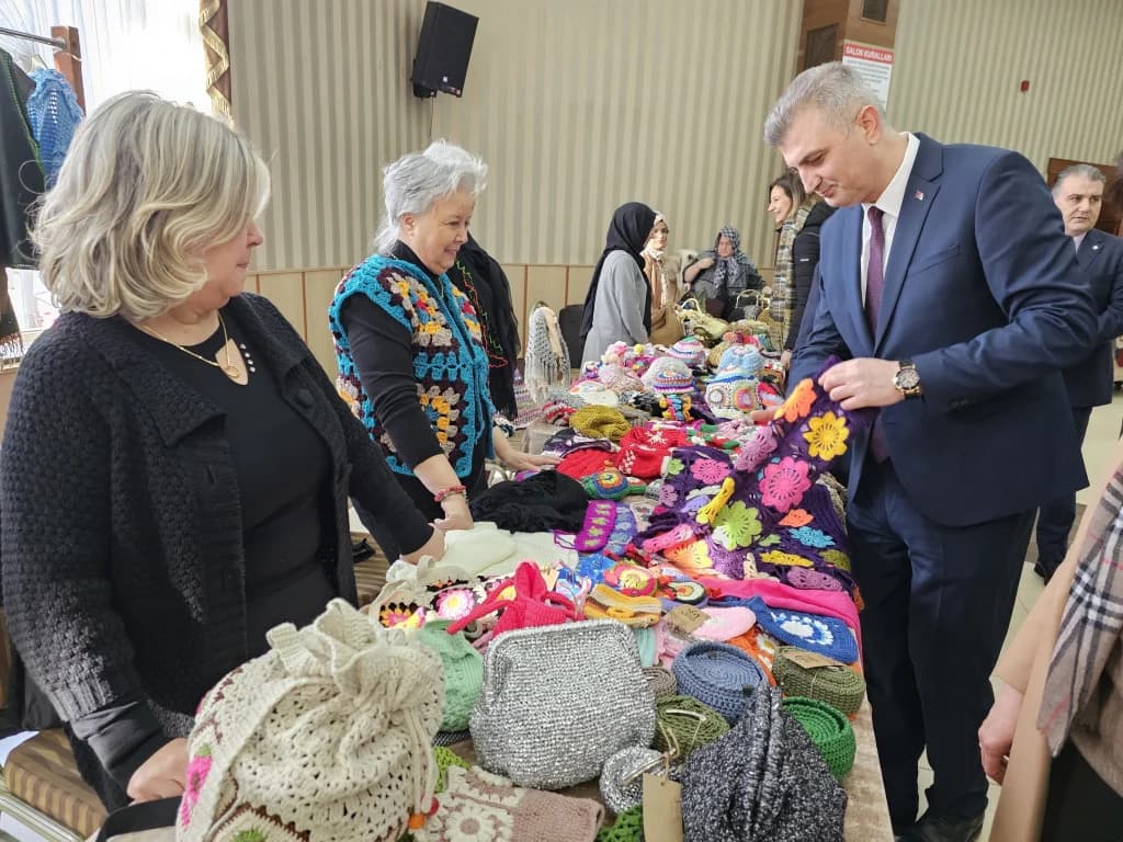 Gölcük'te 'İlmek İlmek Sanat' Şöleni