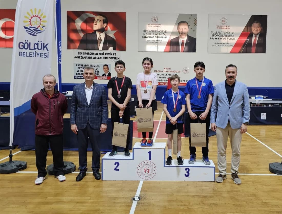 Gölcük’te masa tenisi heyecanı