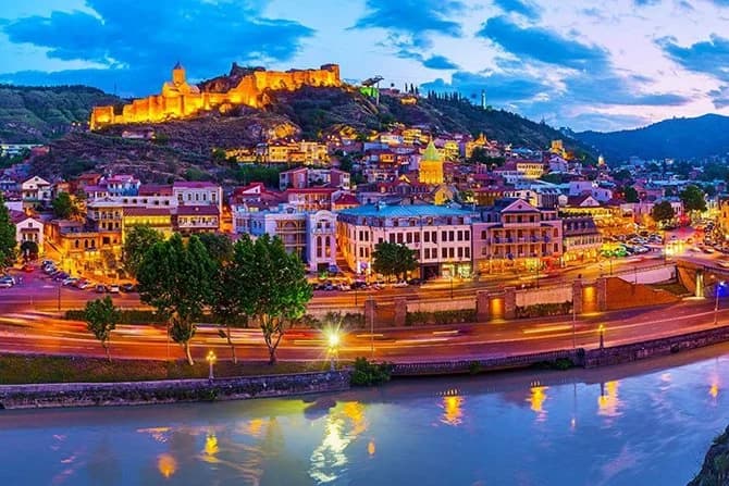 Gürcistan'dan Türkiye'ye yeni seyahat şartı!