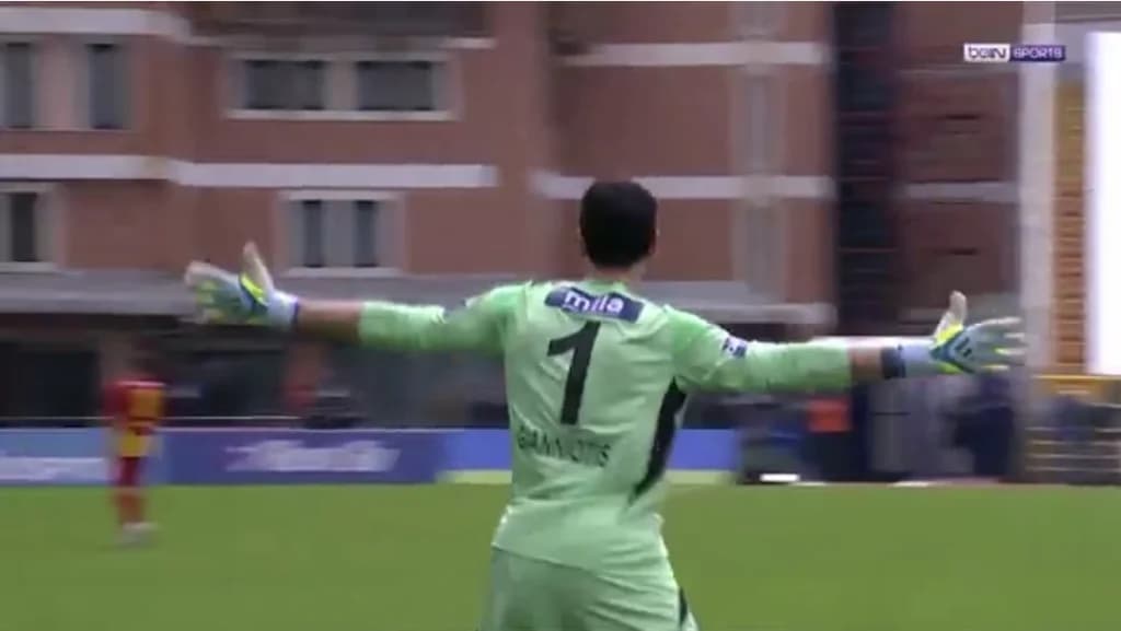Kaleci Gianniotis'ten Kasımpaşa'ya Tarihi Gol!