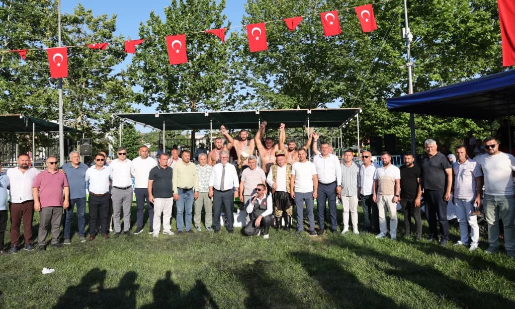 Kandıra'da Güreş Heyecanı 15 Temmuz'da