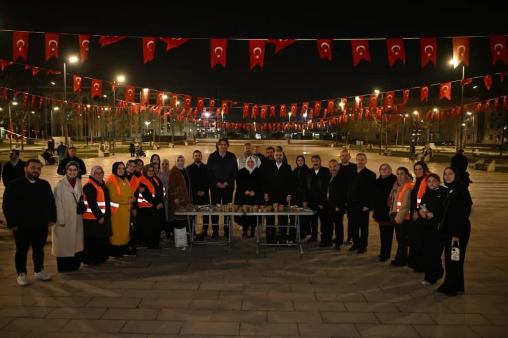 Kartepe'de Ramazan coşkusu meydanlara taştı