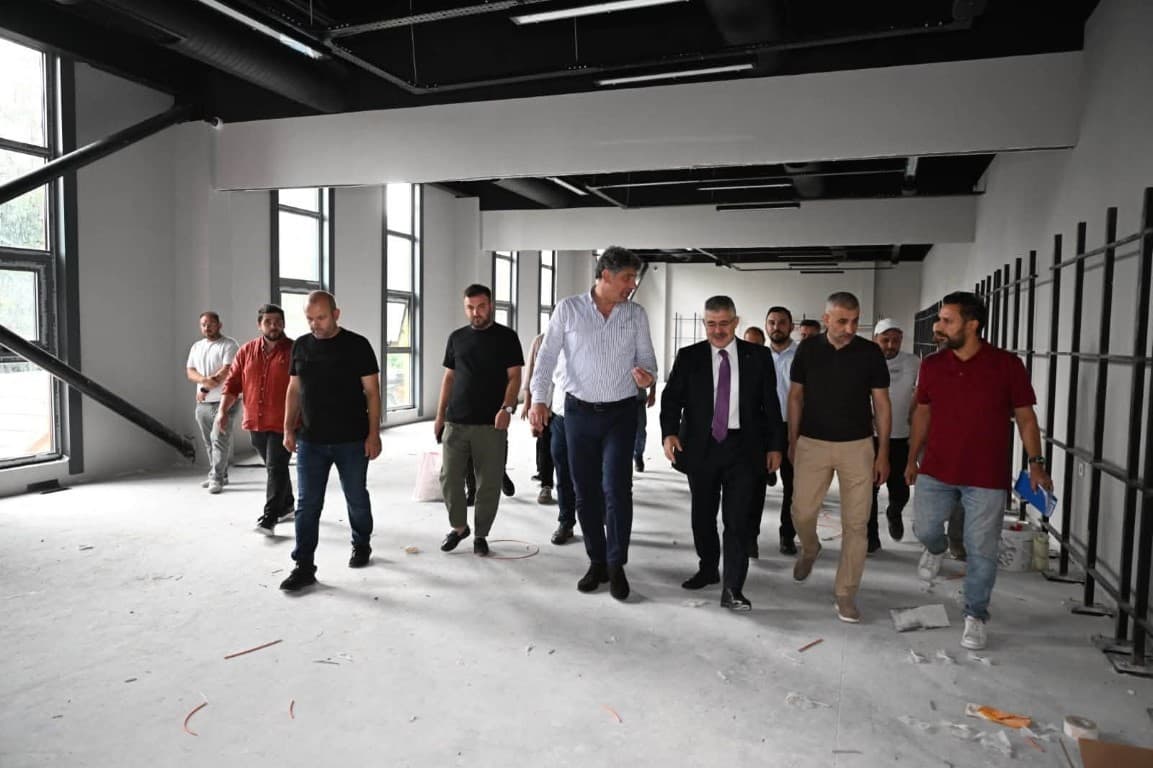 Kartepe'ye modern spor salonu yükseliyor