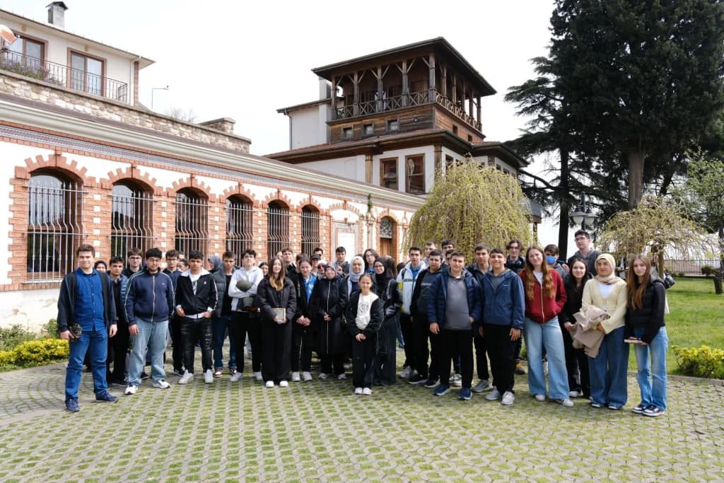 Kocaeli'de Kitaplarla Şehir Keşfi
