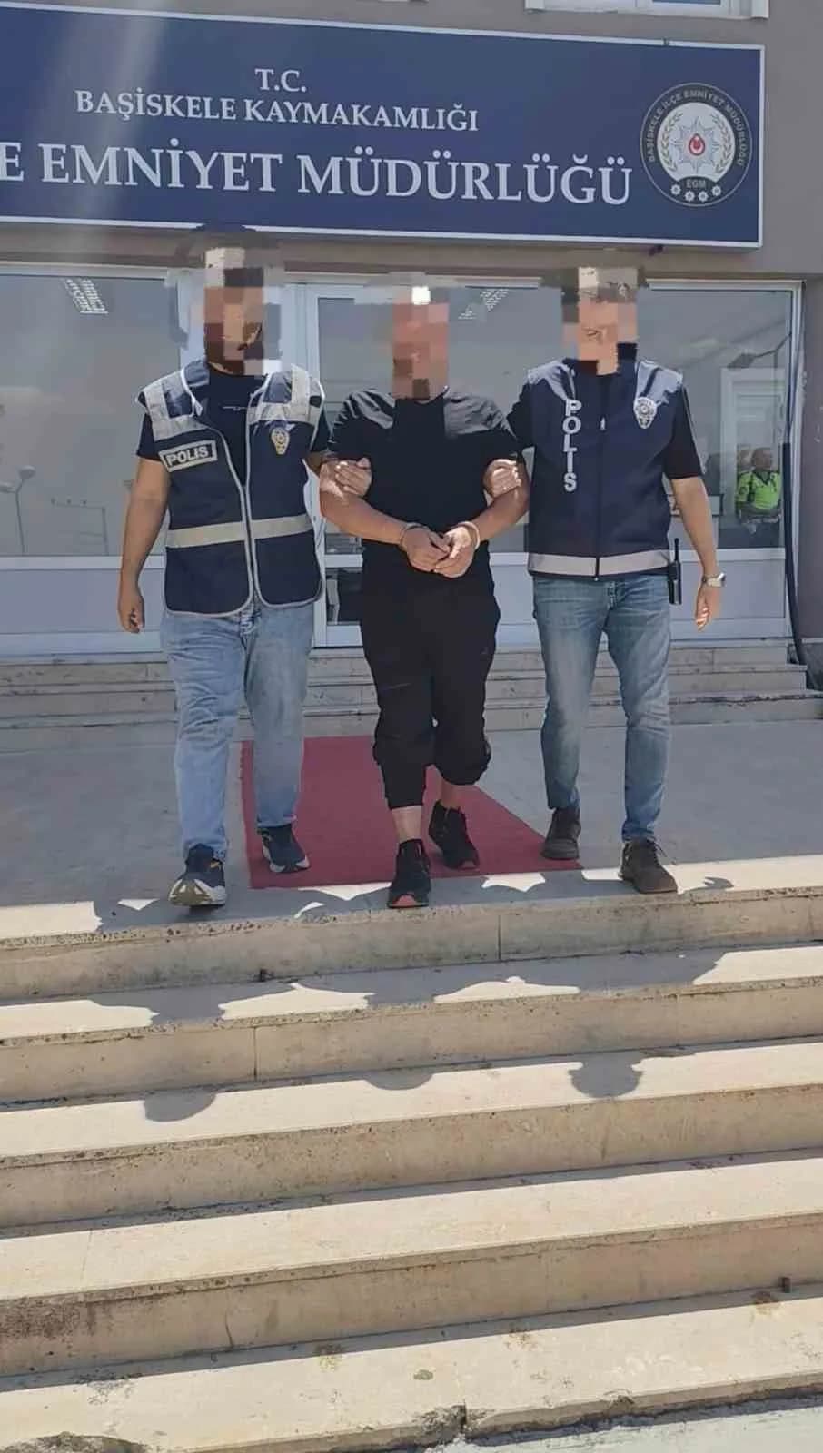Kocaeli’de kombi ve akü hırsızı tutuklandı