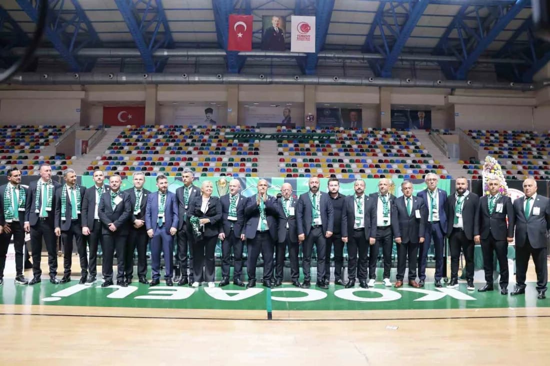 Kocaelispor’un yönetiminde 7 isim değişti