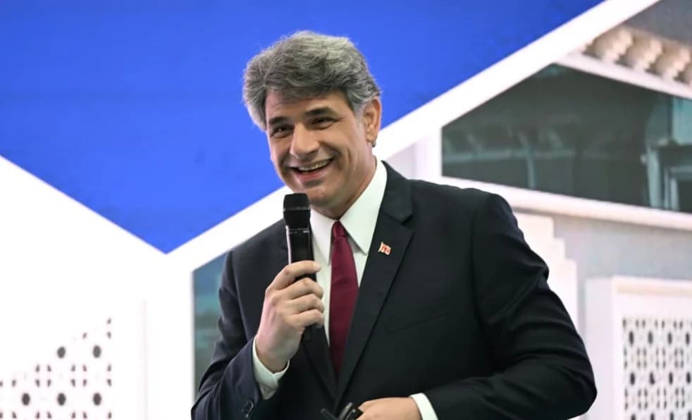 Kocaman'dan muhalefete: Asfalt dökemezsiniz