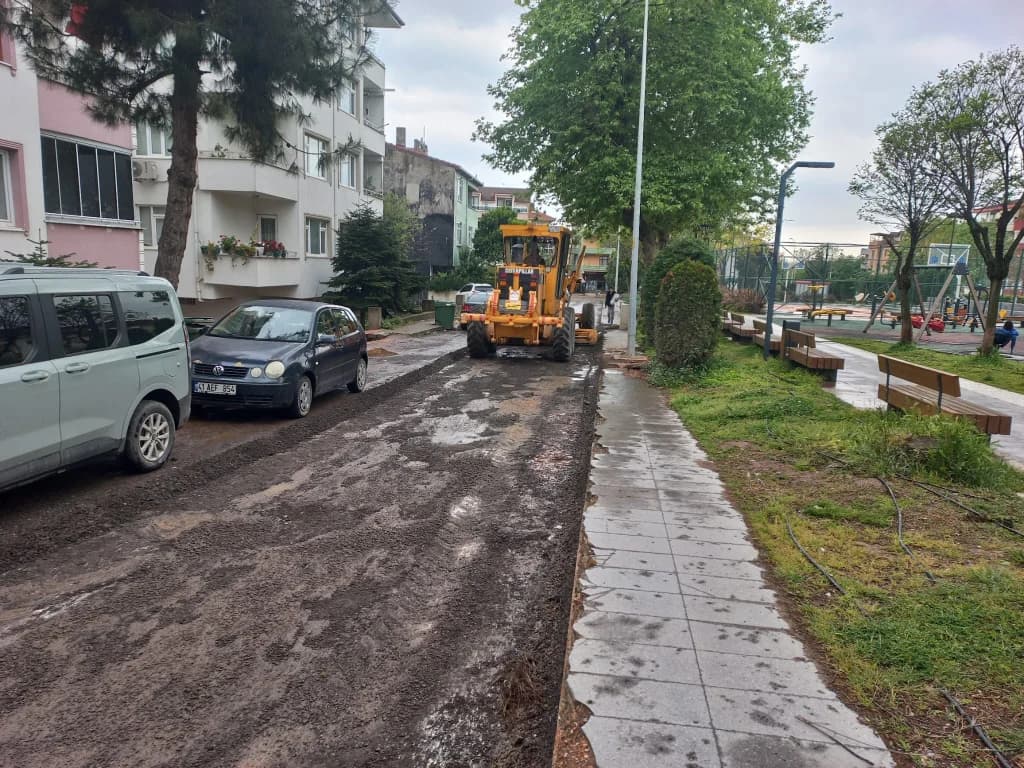 Körfez'de yollar hızla onarılıyor!