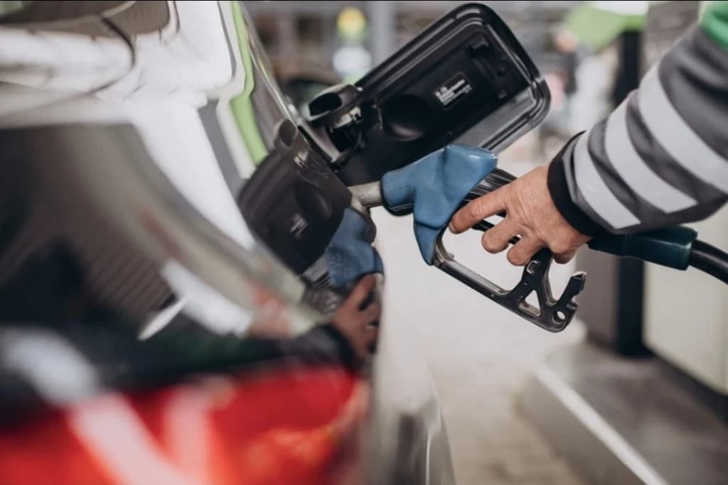 Motorin ve benzinde indirim müjdesi!