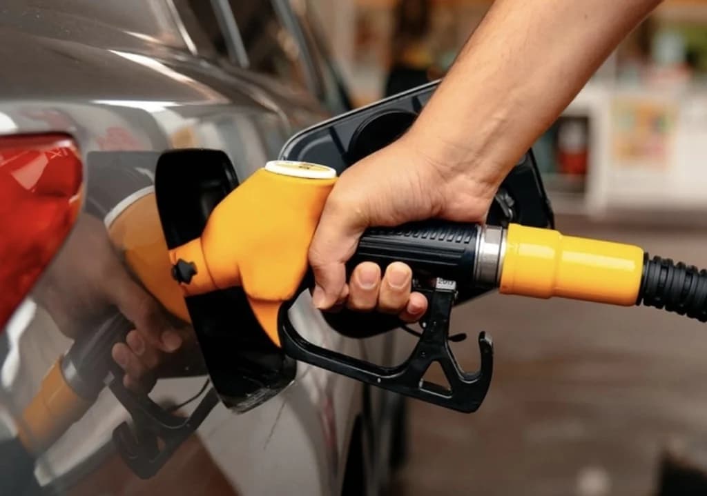 Motorine Zam: Litresi 70 TL'yi Aştı!