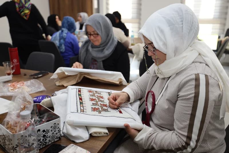 Başiskele'de Kadınlara Değer Katan Eğitimler!