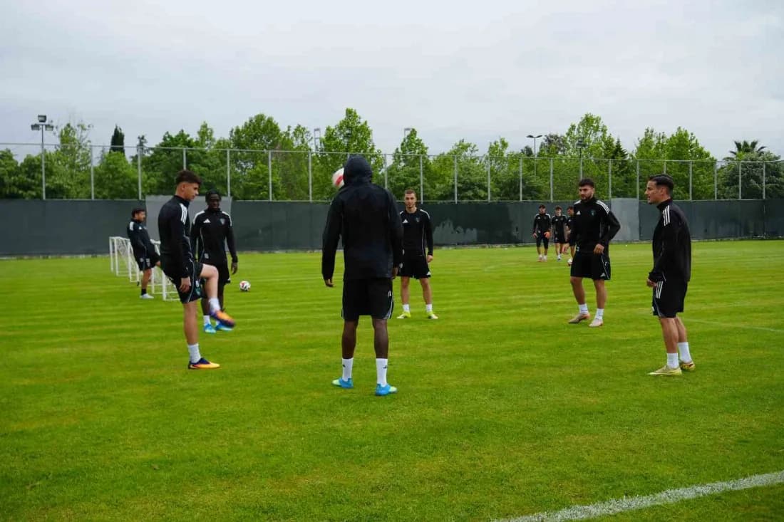 Selçuk İnan: "Saha içi bizim namusumuz"