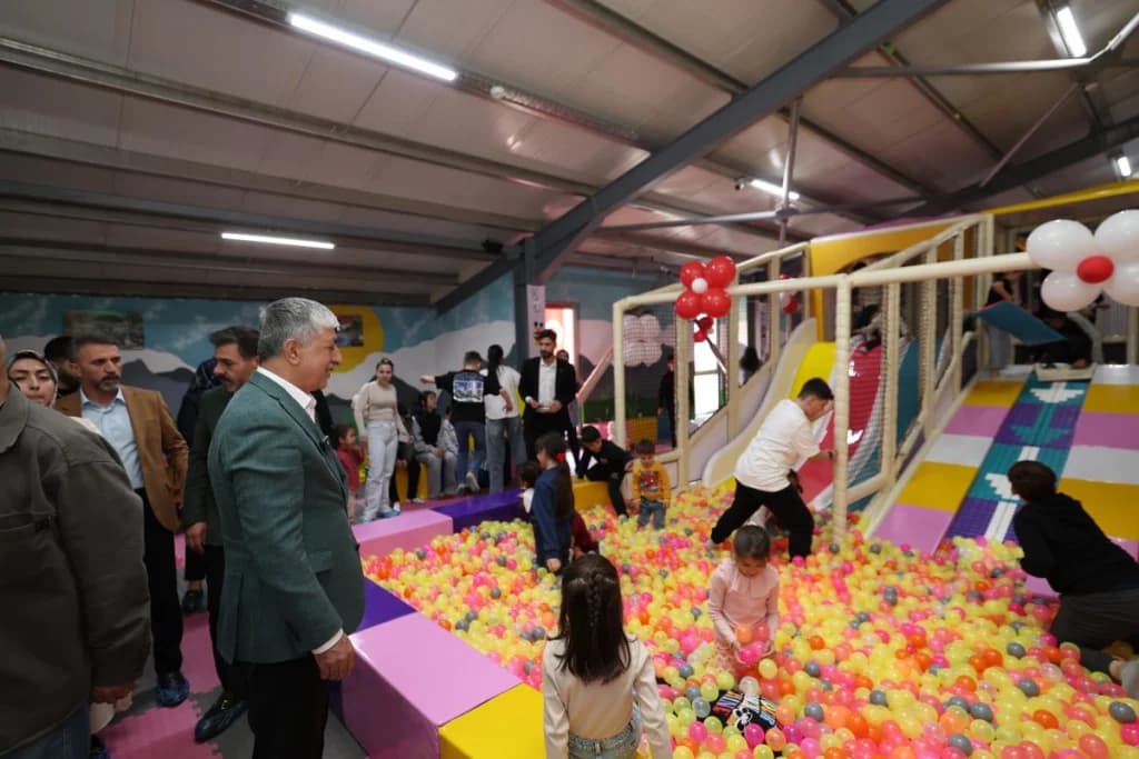 Tavşancıl Çocuk Oyun Evi Yeniden Hizmette