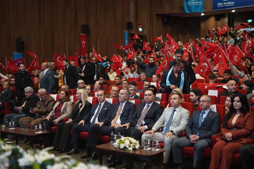 Ülkü Ocakları'ndan Kocaeli'de güçlü buluşma