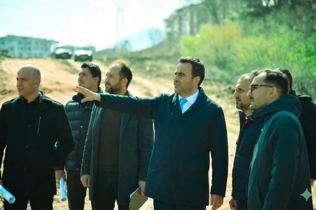 Yeşilyurt Millet Bahçesi hızla yükseliyor