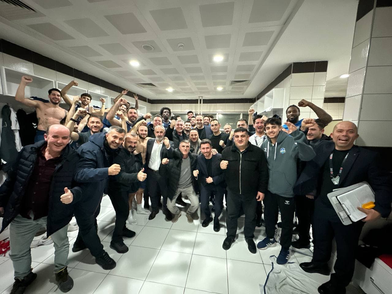 Çayırova Belediyesi Kahramanmaraş'ta Galip!