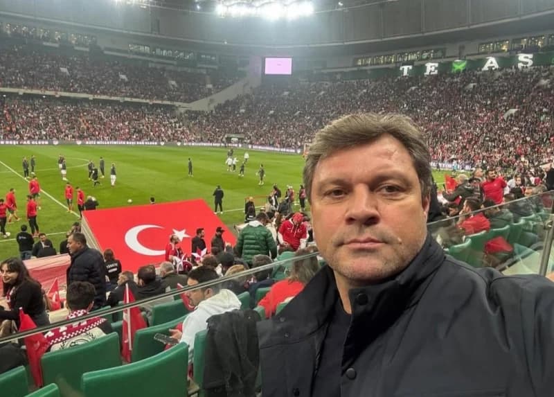 Ertuğrul Sağlam'dan Bursa Tribünlerine Övgü!