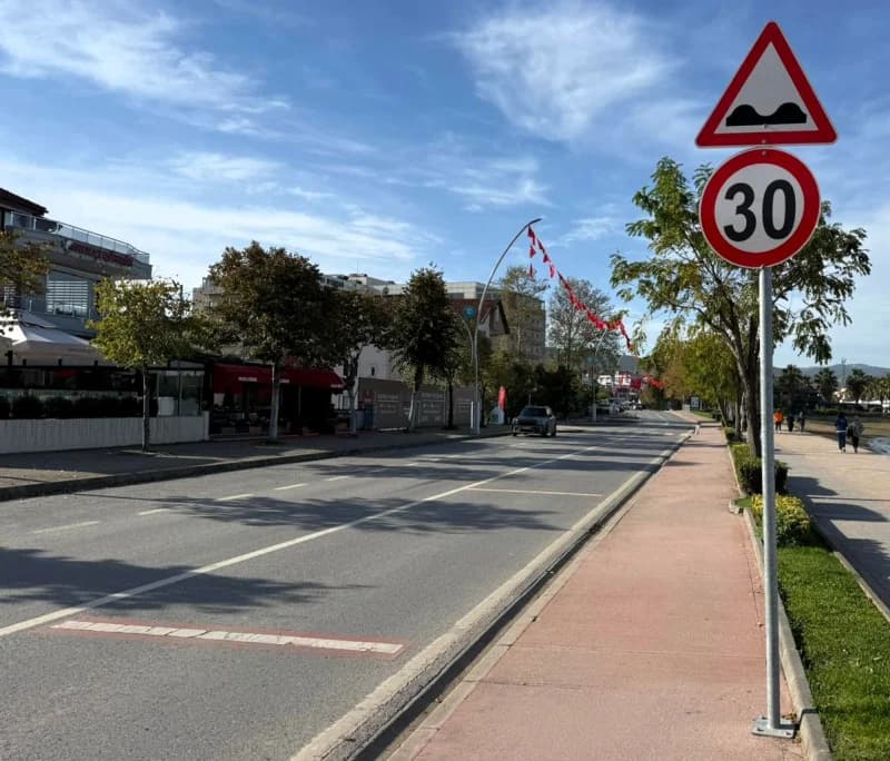 Başiskele sahilinde trafik düzenlemesi tamamlandı!