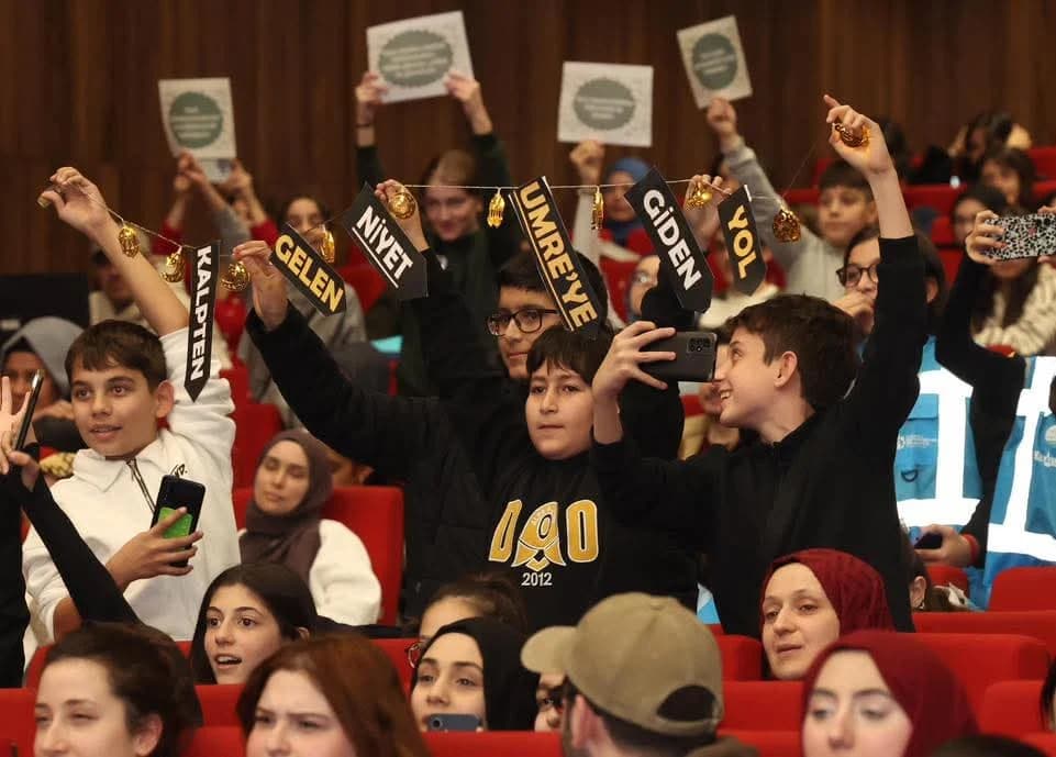 Büyükakın: "İyilik bulaşıcıdır, biz de taşıyıcısıyız"