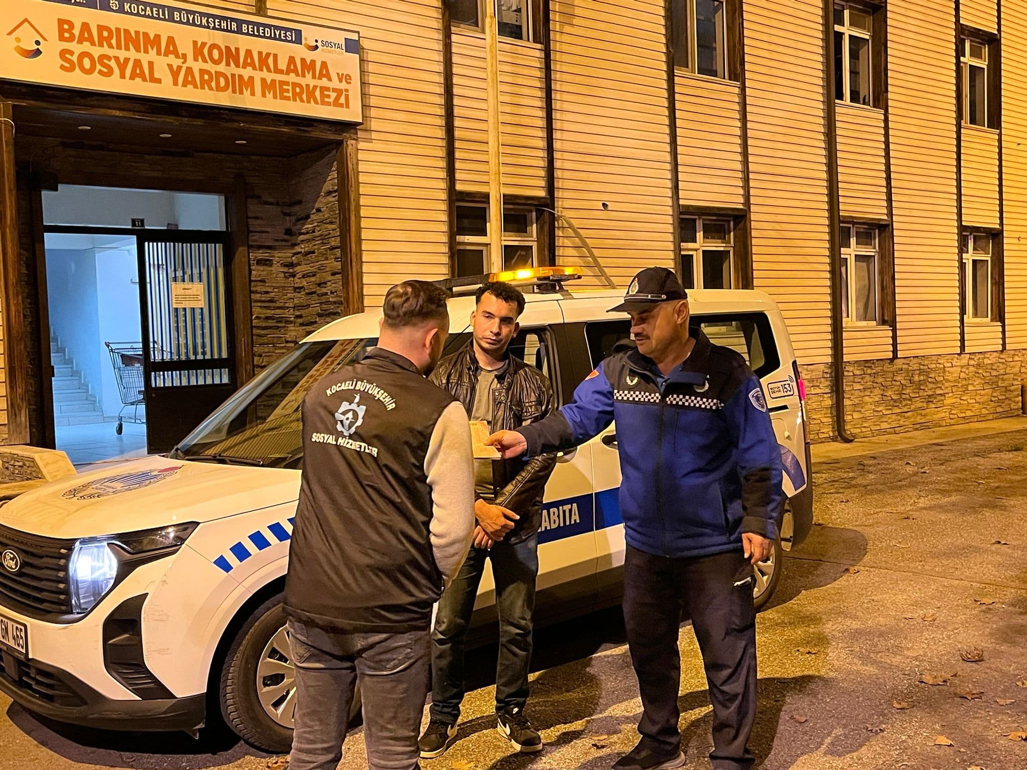 Kocaeli'de Büyükşehir Zabıtası Görev Başında!