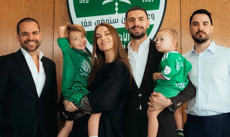 Merih Demiral, Al-Ahli ile 2029'a Kadar Anlaştı!