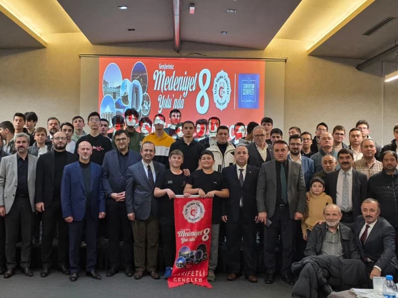 Kocaeli'de Gençler Medeniyet Yolunda Buluştu!