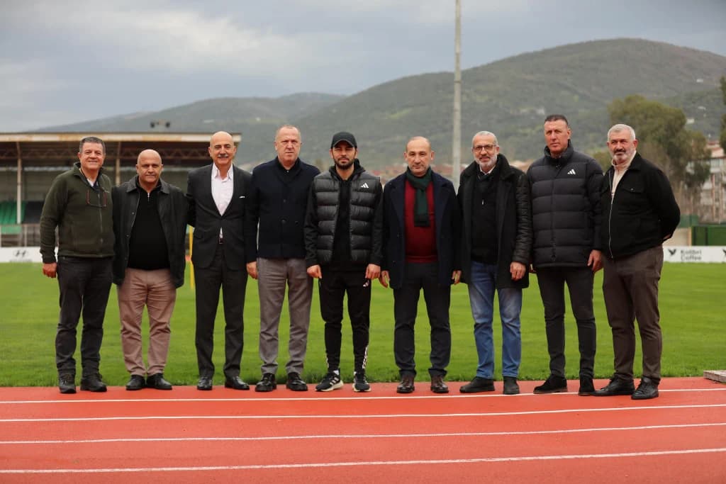 Kocaelispor’a sivil toplumdan moral ziyareti