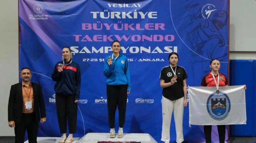 Kağıtspor'dan farklı branşlarda başarı